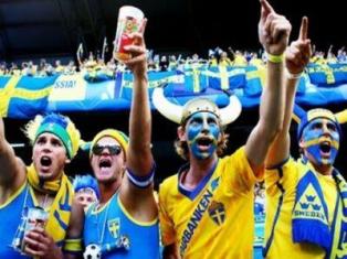 Шведы в Киеве не ради Евро 2012, а ради девушек и пива